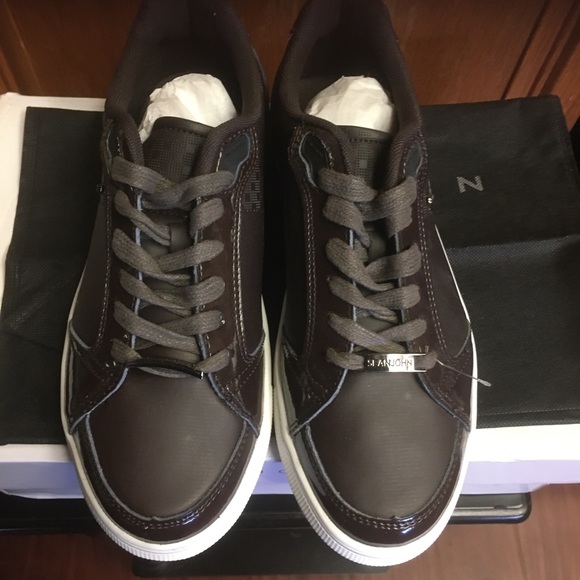 sean john tennis shoes